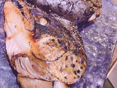 烤三文鱼头-鑫釜山海鲜烧烤(浑南店)