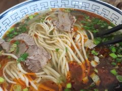 -陇兴楼兰州拉面(西安咸阳国际机场店)
