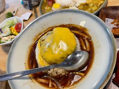 咖喱牛肉汉堡饭-红小满休闲餐厅(十全街店)