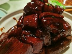 铁棍山药红烧肉-韵秋荷(宝山龙湖天街店)