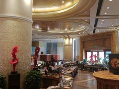-怡聚轩全日制自助餐厅(大中华喜来登酒店)