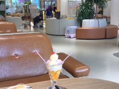 -藏猫猫咖啡主题馆(中央大道店)