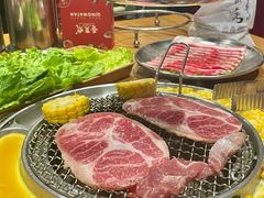 -青瓦炭韩潮烤肉(花园道店)