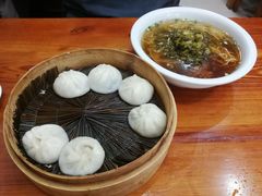 -上海特色小笼店(铁岭路90弄小区店)