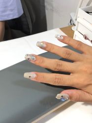 -UGIRL有个美甲
