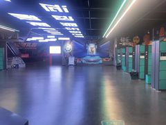 -极限PLAY运动娱乐新世界·团建派对表演休闲馆·室内高空游乐园