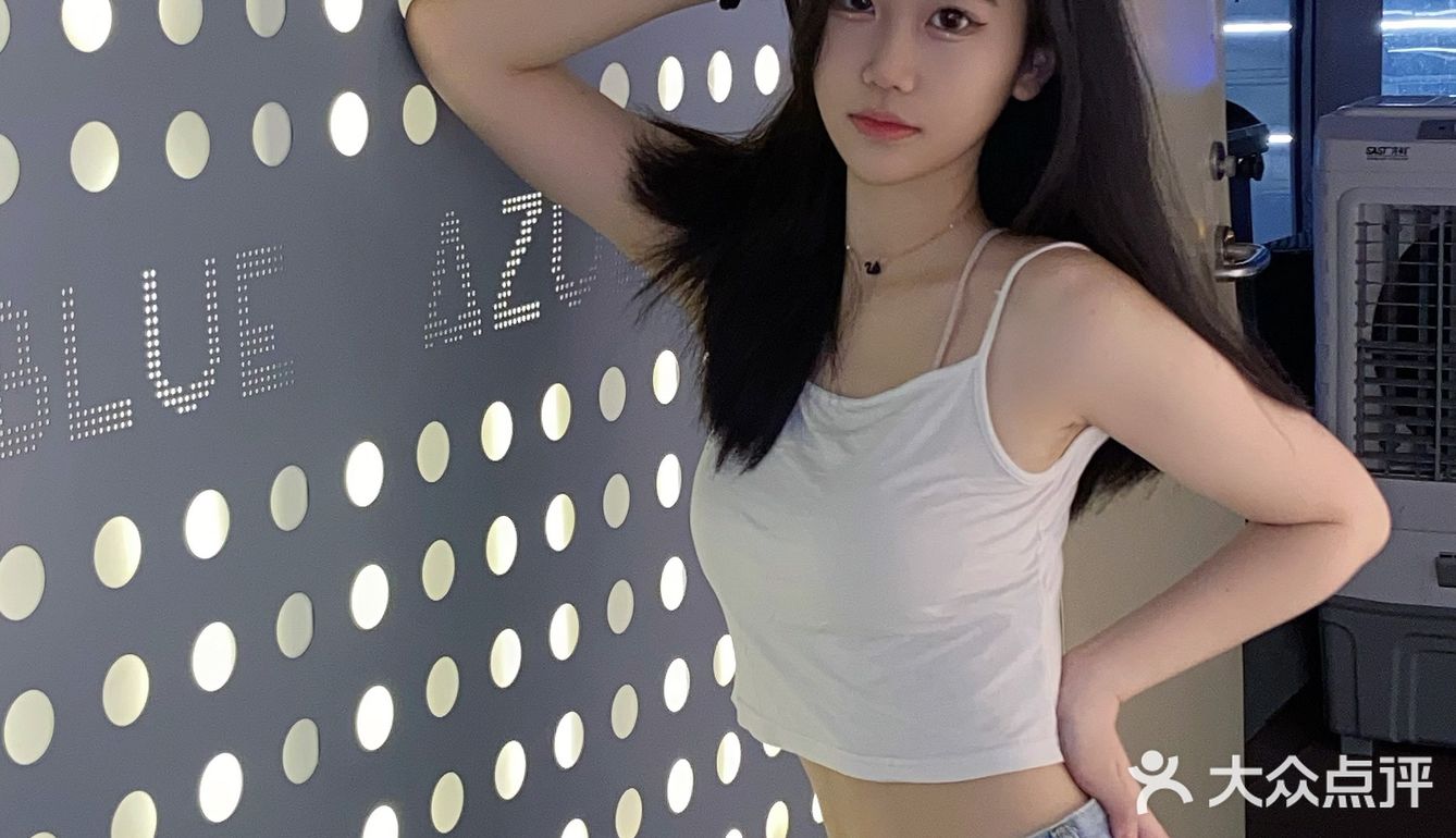 深圳探店｜氛围感拉满🥂龙岗区Azure Blue餐吧