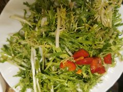 -超越炭火牛蛙火锅鸡(河东店)