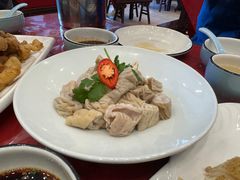 -侬佳蒸菜馆(听潮店)