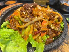 -臻牛烤肉