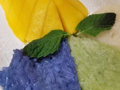 娘惹三色芒果甜饭-金椰壳· 大厨新加坡菜(壹方城店)