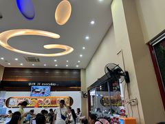 -覃记海鲜美食餐厅