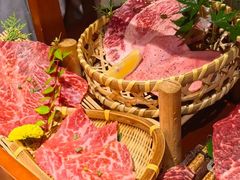 -山川小町·极番烧肉(新地假日广场店)