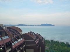 -三亚湾海居铂尔曼度假酒店