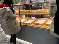 面包甜点陈列柜-君之狮子山·轻糖烘焙(松江印象城店)