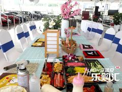 -贵州贵星奔驰4S店(观山湖店)
