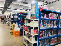 -逝水玩具折扣店