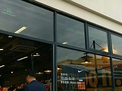 -NIKE上海青浦优选体验店