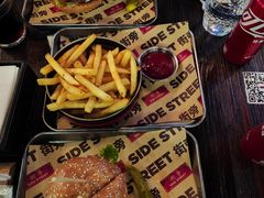 -Side Street街旁(交道口店)