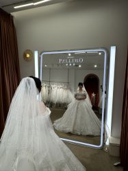 -派丽莫Pellimo原创设计婚纱品牌