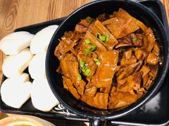 高山笋干烧肉-杭百味·大众精选杭帮菜(西湖音乐喷泉店)