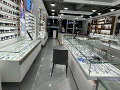 -佳联直通车眼镜超市(西藏南路店)