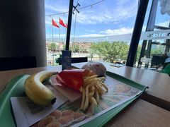 -麦当劳(展览路店)