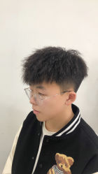 -IU潮牌·SALON