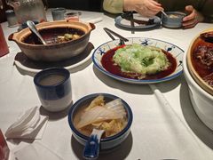 -八府香鸭·啫啫煲(华山路店)