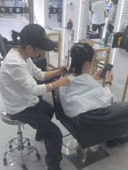 -臻艾Hair Salon