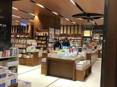 -诚品(信义店)