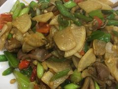 酸辣鸡杂-文杰餐馆(南洪时尚风情街店)