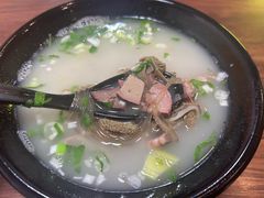 -万红路羊汤烧饼店(将台路店)