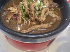 -渝是乎川渝小炒(新世界百货望京店)