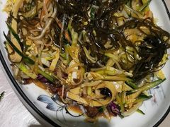 -老码头黑皮肘子锅包肉(赣水路店)