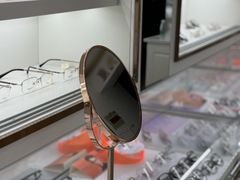 -翰佐蔡司小乐圆·依视路星趣控·暴龙眼镜折扣店