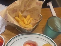 -菲滋意式餐厅(上虞万和城店)