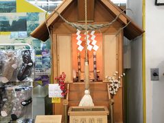 -(株)越後屋デパート