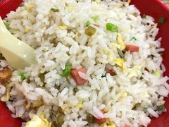 -江城燕子大排档(江汉路步行街店)