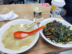 -三百碗宝应长鱼面(板仓街店)