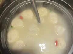 -魏铭鱼头捞饭(晋阳路店)