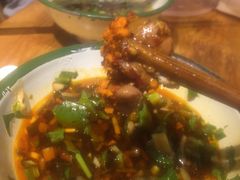 -拈签一笑黄牛肉辣卤串串
