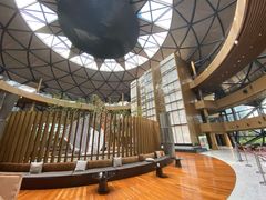 -上海滴水湖皇冠假日酒店