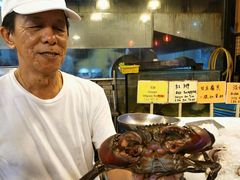 -大树下海鲜饭店