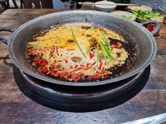 -四小区火锅·巷子里的重庆火锅(花照壁店)