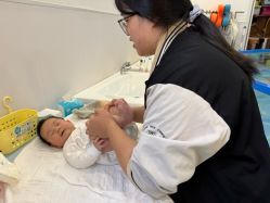 -雏芽婴幼儿游泳·小美医生小儿推拿(西村店)