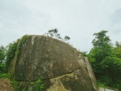 -石峰岩寺