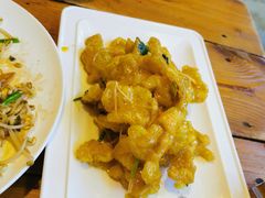 特色锅包肉-闯关东东北农家菜(崂山石老人店)