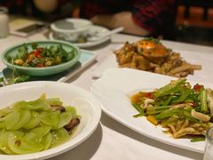 青番茄炒腊肉-东门头·江鲜小馆(新天地店)