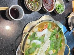 -顶顶汤火牛排火锅·经典铜锅涮肉